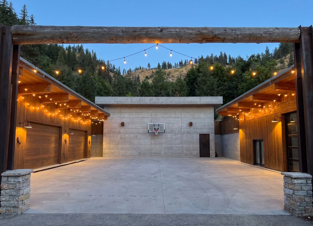 P1 · Driveway-In Hero · b