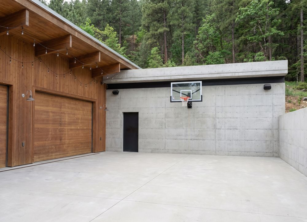 P2 · Garage Facade · a