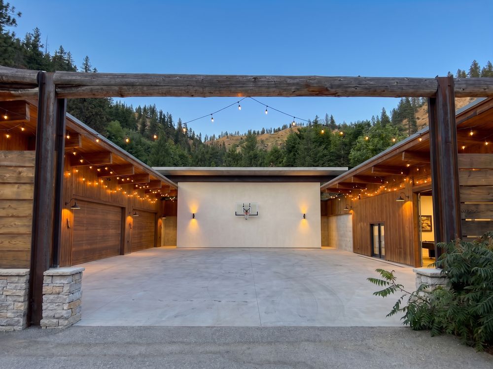 P1 · Driveway-In Hero · b