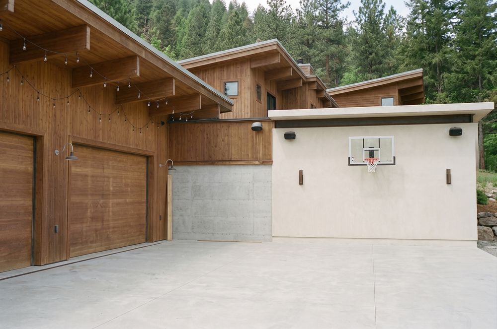 P2 · Garage Facade · a