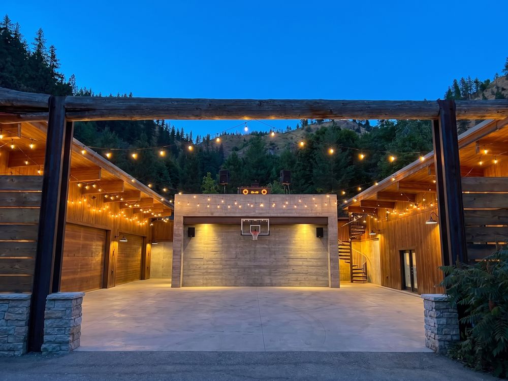 P1 · Driveway-In Hero · b