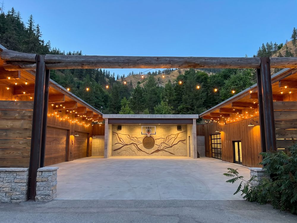 P1 · Driveway-In Hero · b