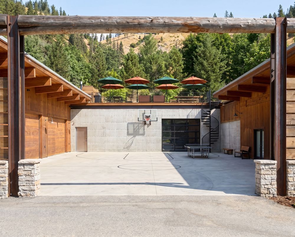 P1 · Driveway-In Hero · a-1