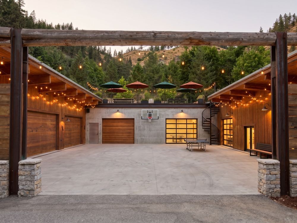 P1 · Driveway-In Hero · b-1