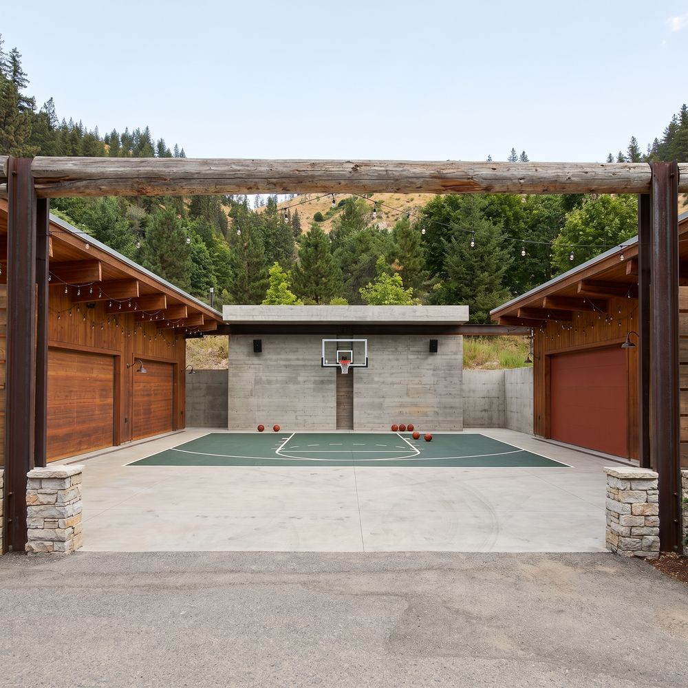 P1 · Driveway-In Hero · b