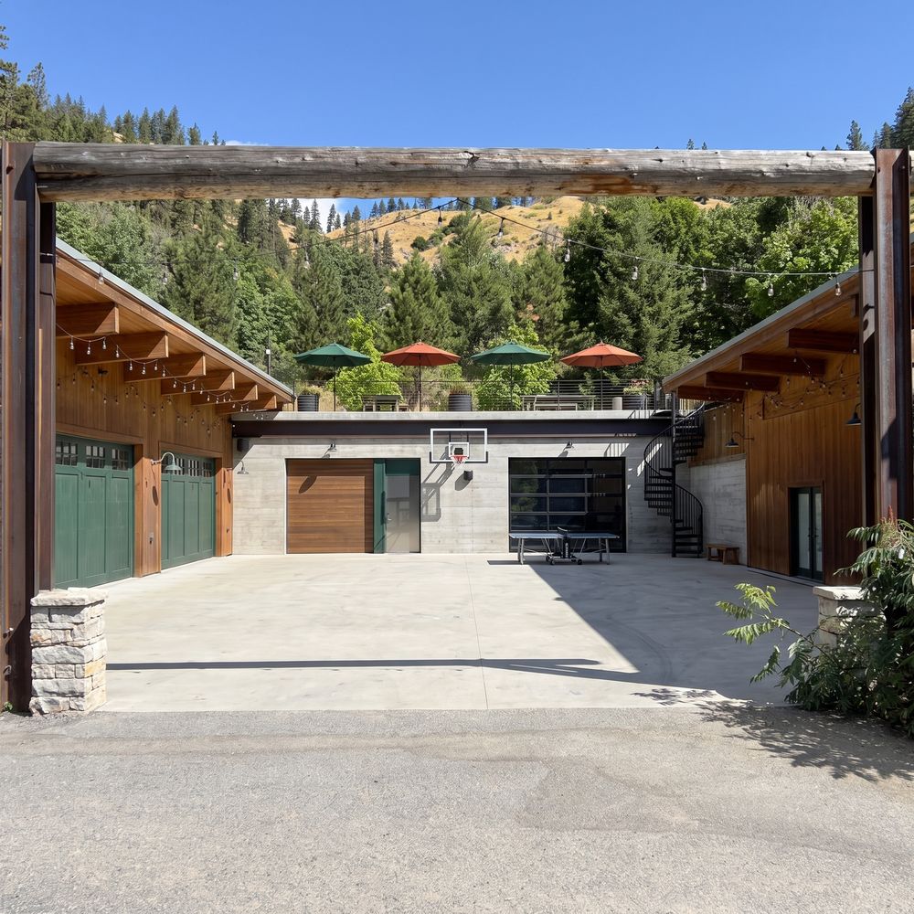 P1 · Driveway-In Hero · b-1