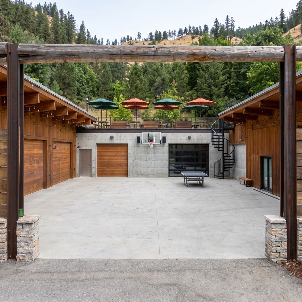 P1 · Driveway-In Hero · b-1